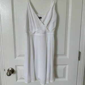 EXPRESS White Sundress